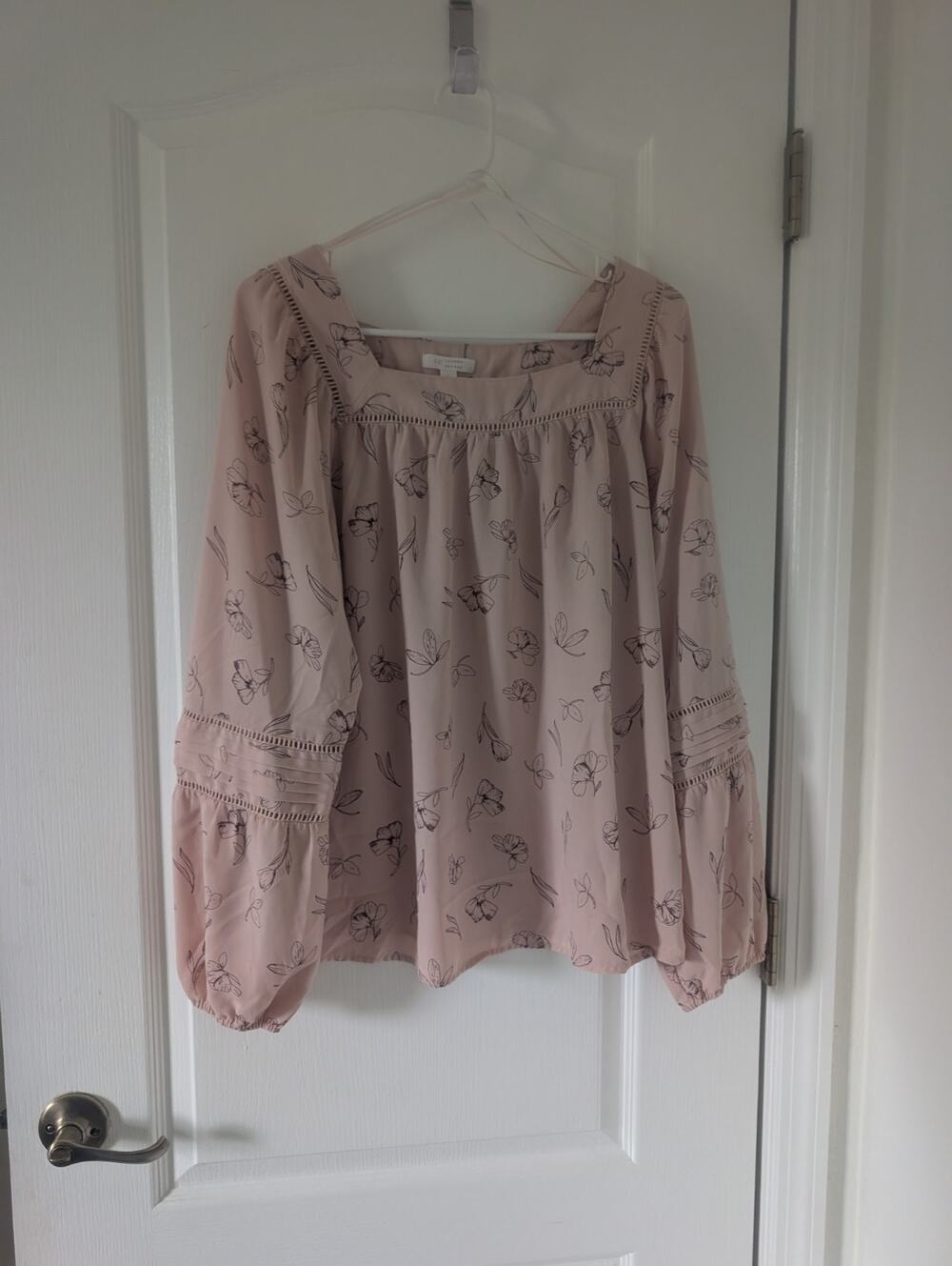 LC Lauren Conrad Blush Floral Blouse sz LG Square Neck Long Sleeve Boho Feminine